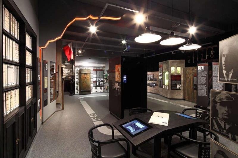 Oskar Schindlers Emaljfabrik